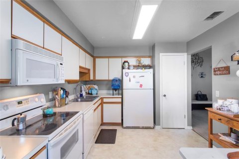 Copropriété à vendre à Orlando, Floride: 3 chambres, 129.6 m2 № 1539096 - photo 8