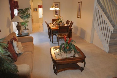Casa en venta en Davenport, Florida, 5 dormitorios, 274.62 m2 № 1722960 - foto 3
