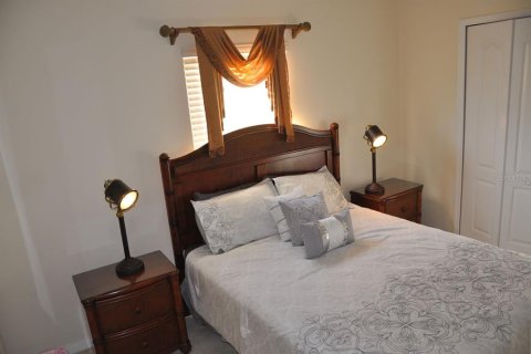 Casa en venta en Davenport, Florida, 5 dormitorios, 274.62 m2 № 1722960 - foto 17
