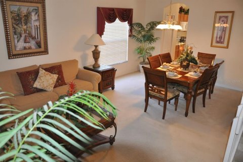 Casa en venta en Davenport, Florida, 5 dormitorios, 274.62 m2 № 1722960 - foto 2