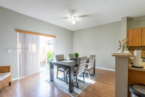 Condo in Homestead, Florida, 2 bedrooms № 2051706 - photo 8