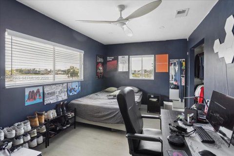 Villa ou maison à vendre à Pembroke Pines, Floride: 4 chambres, 209.96 m2 № 2038301 - photo 9