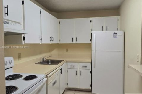Copropriété à louer à Plantation, Floride: 1 chambre, 68.19 m2 № 2348907 - photo 11