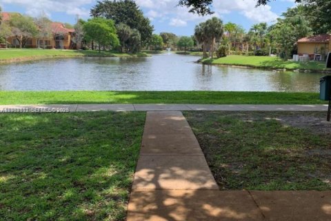 Copropriété à louer à Plantation, Floride: 1 chambre, 68.19 m2 № 2348907 - photo 5
