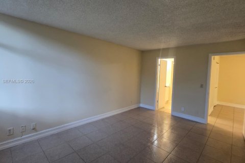 Copropriété à louer à Plantation, Floride: 1 chambre, 68.19 m2 № 2348907 - photo 16