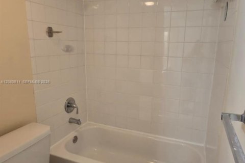 Copropriété à louer à Plantation, Floride: 1 chambre, 68.19 m2 № 2348907 - photo 22