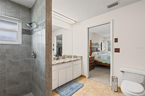 House in Sarasota, Florida 3 bedrooms, 180.23 sq.m. № 1879437 - photo 26