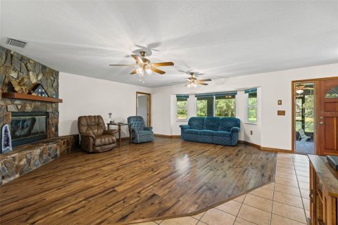 House in Sarasota, Florida 3 bedrooms, 180.23 sq.m. № 1879437 - photo 15