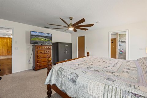 House in Sarasota, Florida 3 bedrooms, 180.23 sq.m. № 1879437 - photo 22