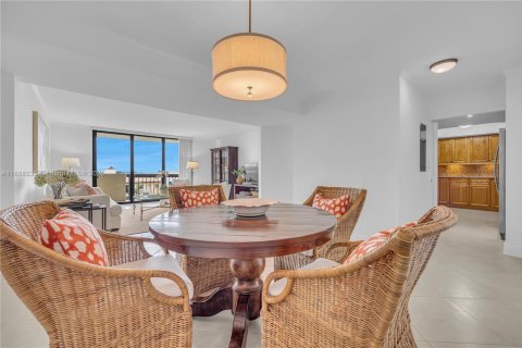 Copropriété à vendre à Coral Gables, Floride: 2 chambres, 132.2 m2 № 2016575 - photo 9