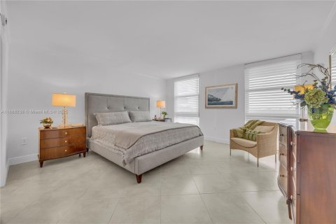 Copropriété à vendre à Coral Gables, Floride: 2 chambres, 132.2 m2 № 2016575 - photo 14