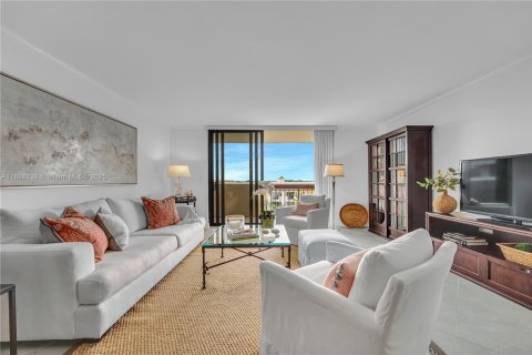 Copropriété à vendre à Coral Gables, Floride: 2 chambres, 132.2 m2 № 2016575 - photo 7