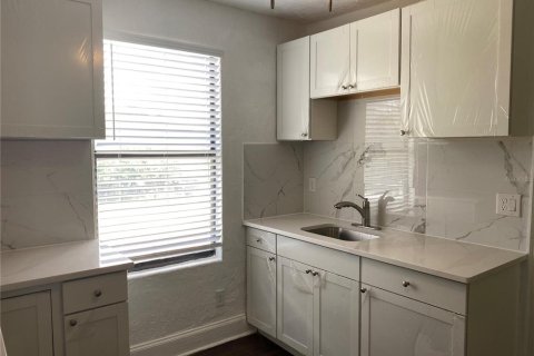 Appartement à louer à Nokomis, Floride: 1 chambre, 41.81 m2 № 223576 - photo 5