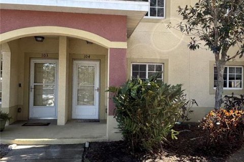 Townhouse in Bradenton, Florida 2 bedrooms, 132.76 sq.m. № 1916137 - photo 1