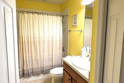 Townhouse in Bradenton, Florida 2 bedrooms, 132.76 sq.m. № 1916137 - photo 16