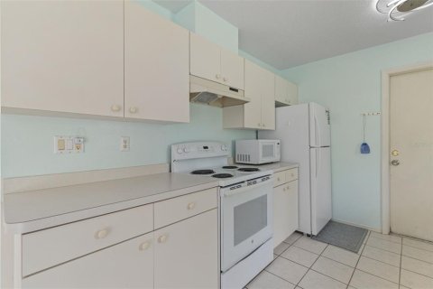 Купить виллу или дом в Порт-Шарлотт, Флорида 7 комнат, 108.7м2, № 2350144 - фото 10