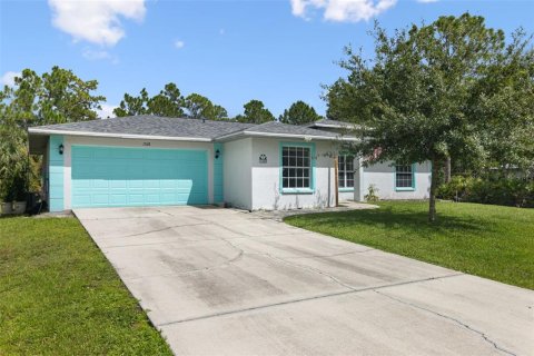 House in Port Charlotte, Florida 3 bedrooms, 108.7 sq.m. № 2350144