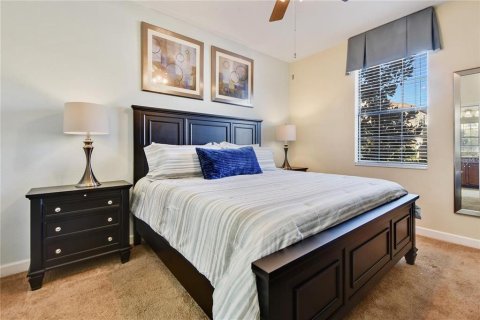 Casa en venta en Davenport, Florida, 9 dormitorios, 363.15 m2 № 2384382 - foto 30
