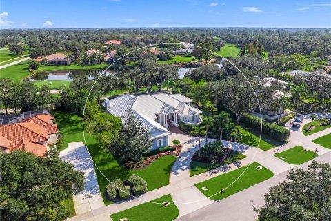 House in Sarasota, Florida 3 bedrooms, 378.02 sq.m. № 2113065