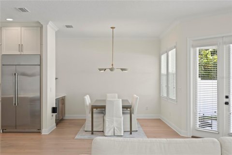 House in Tampa, Florida 4 bedrooms, 282.14 sq.m. № 1523029 - photo 10