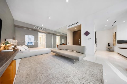 Condo in Miami, Florida  № 1948233 - photo 17