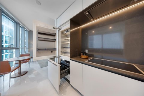 Condo in Miami, Florida  № 1948233 - photo 26