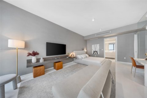 Condo in Miami, Florida  № 1948233 - photo 2