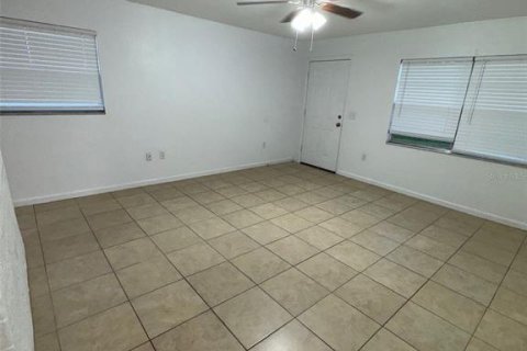 Appartement à louer à Ocala, Floride: 2 chambres, 95.5 m2 № 1625853 - photo 4