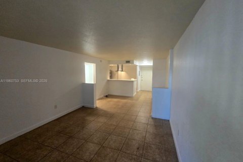 Copropriété à vendre à North Miami, Floride: 1 chambre, 66.33 m2 № 2024765 - photo 6