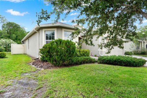 House in Davenport, Florida 3 bedrooms, 163.79 sq.m. № 1802963 - photo 2