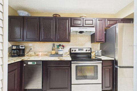 Townhouse in Oldsmar, Florida 2 bedrooms, 119.38 sq.m. № 1821350 - photo 6