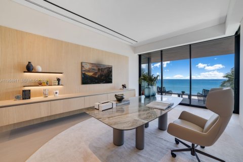 Casa en venta en Golden Beach, Florida, 7 dormitorios, 1626.44 m2 № 2019904 - foto 28