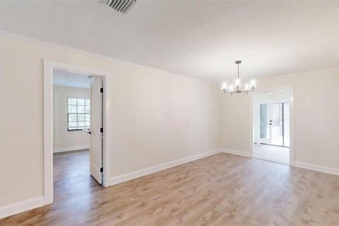 House in Ocala, Florida 3 bedrooms, 207.36 sq.m. № 1789468 - photo 25