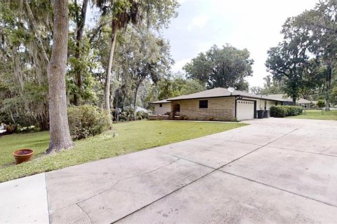 House in Ocala, Florida 3 bedrooms, 207.36 sq.m. № 1789468 - photo 3