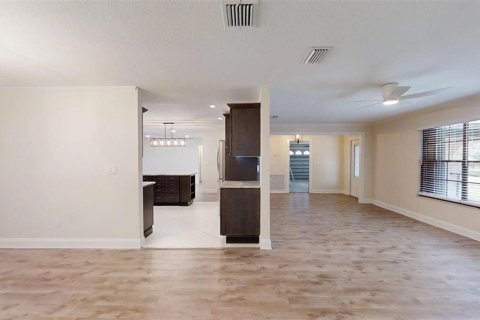 House in Ocala, Florida 3 bedrooms, 207.36 sq.m. № 1789468 - photo 27