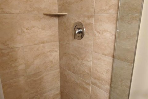 Купить кондоминиум в Дирфилд-Бич, Флорида 3 комнаты, 94.02м2, № 2187714 - фото 10