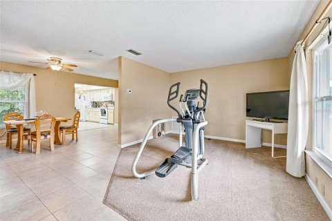 House in Edgewater, Florida 3 bedrooms, 198.44 sq.m. № 2403667 - photo 9