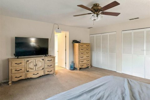 House in Edgewater, Florida 3 bedrooms, 198.44 sq.m. № 2403667 - photo 17