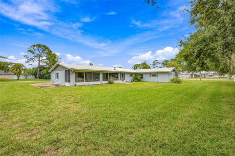 House in Edgewater, Florida 3 bedrooms, 198.44 sq.m. № 2403667 - photo 29