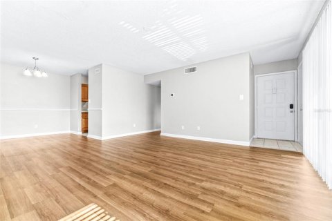 Condominio en venta en Tampa, Florida, 2 dormitorios, 105.17 m2 № 1849665 - foto 4