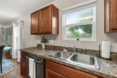 Casa en venta en Palm Coast, Florida, 4 dormitorios, 189.99 m2 № 1440540 - foto 16