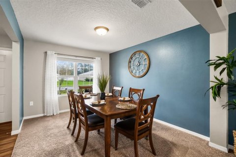 Casa en venta en Palm Coast, Florida, 4 dormitorios, 189.99 m2 № 1440540 - foto 5