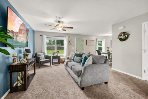 Casa en venta en Palm Coast, Florida, 4 dormitorios, 189.99 m2 № 1440540 - foto 8