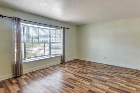 House in Tampa, Florida 3 bedrooms, 157.1 sq.m. № 2152005 - photo 4