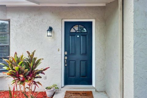 House in Tampa, Florida 3 bedrooms, 157.1 sq.m. № 2152005 - photo 2