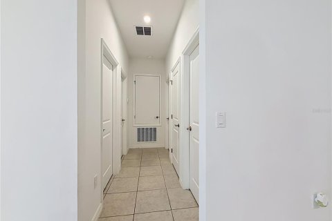 Снять в аренду виллу или дом в Маскотт, Флорида 7 комнат, 205.22м2, № 2117474 - фото 22