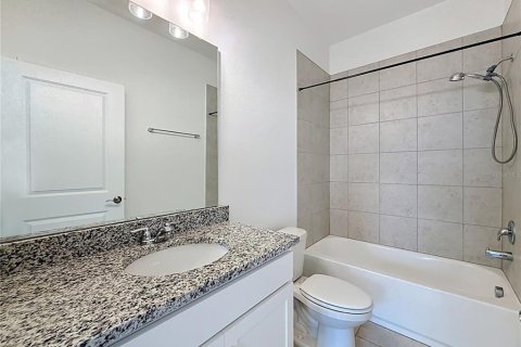 Снять в аренду виллу или дом в Маскотт, Флорида 7 комнат, 205.22м2, № 2117474 - фото 21