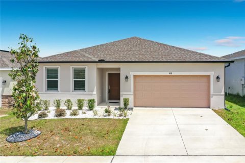 House in Mascotte, Florida 4 bedrooms, 205.22 sq.m. № 2117474
