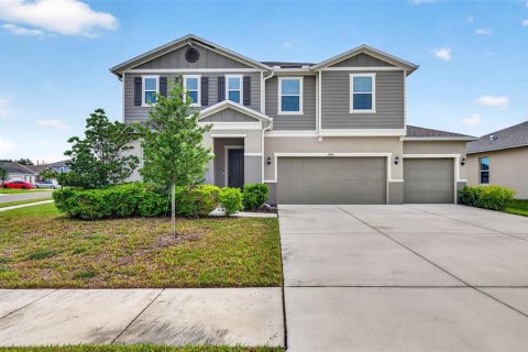 Villa ou maison à Land O' Lakes, Floride 5 chambres, 238.39 m2 № 2404938