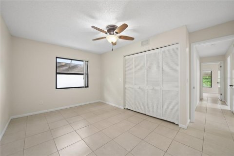 House in Sanford, Florida 3 bedrooms, 143.63 sq.m. № 2277239 - photo 16